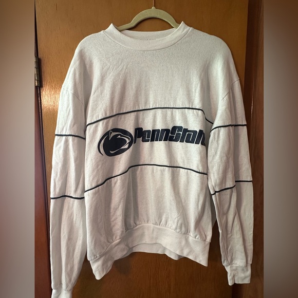 Vintage Sweaters - Vintage Penn State Cree neck